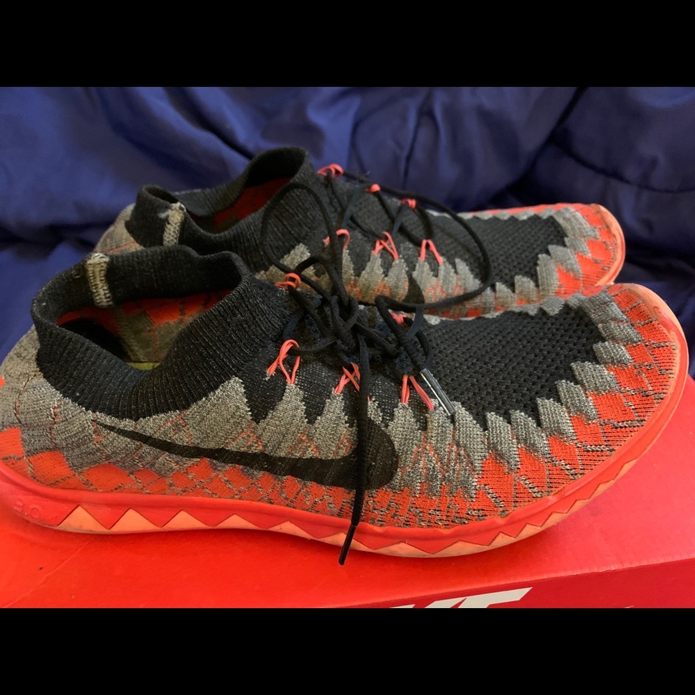 Men Nike Flynit